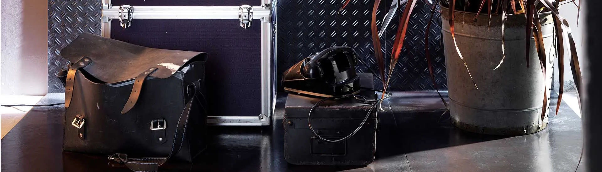 Керамогранит Diesel Living with Iris Ceramica Stage Stage Metallic Red Boss