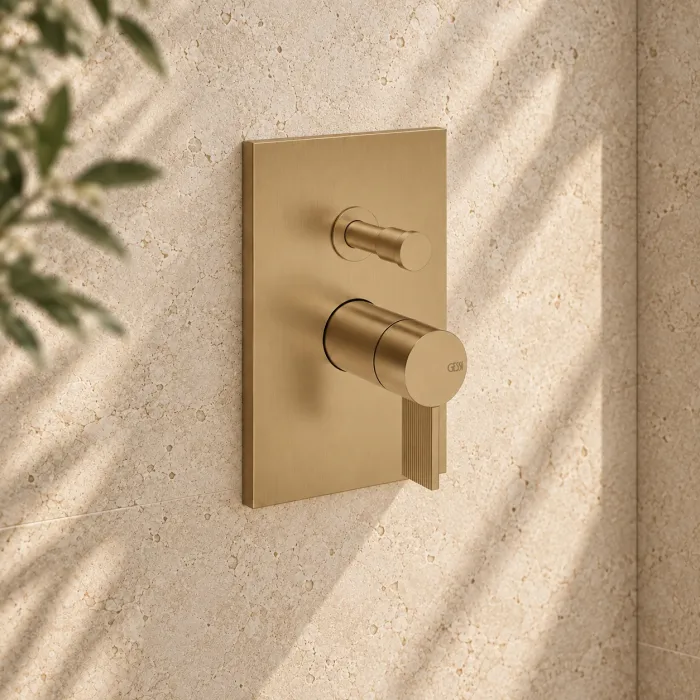 Cантехника Gessi Inverso Rigato Внешняя часть настенного смесителя на 2 выхода с перекл ванна/душ