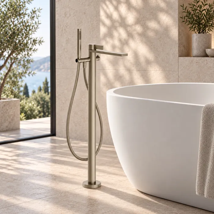 Cантехника Gessi Inverso Rigato Внешняя часть напольного смесителя для ванны с переключателем и ручным душем